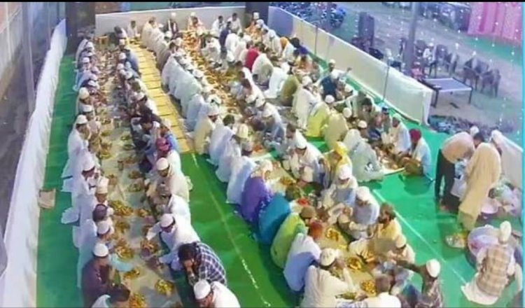 Roza Iftar was organized by Sajjada Nasheen, Sufi Jawwad Ahmed Khushhali .
